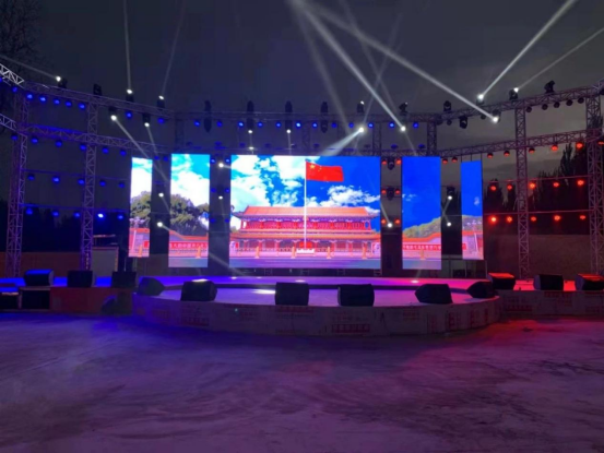 プロフェッショナルなサウンド強化ケース - TRS AUDIO boost 豪華なナイトマーケットに変わった新疆クチェ・ダナン市